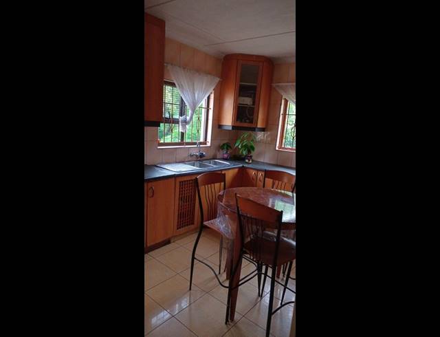 4 BEDROOM FREEHOLD FOR SALE IN BELLAIR